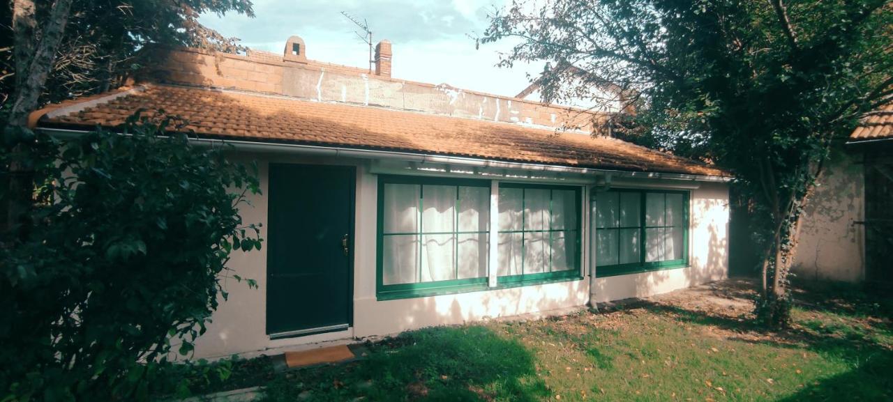 Maisonnette Avec Jardin - Proche Paris - Disney Gagny Luaran gambar